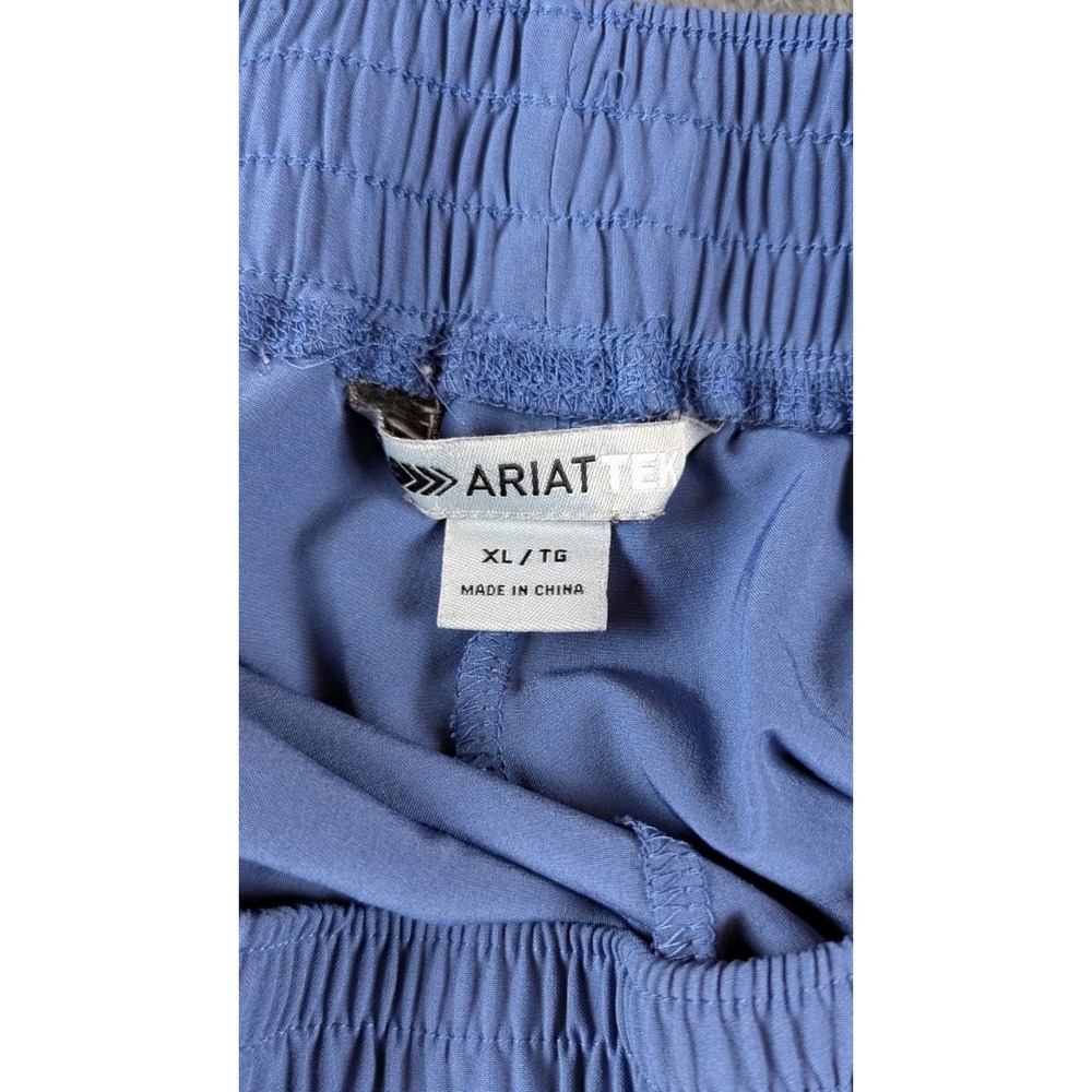 AriatTEK‎ Women's XL Blue Running Shorts NWOT Zip Pockets Elastic Waist Gym - Picture 3 of 7
